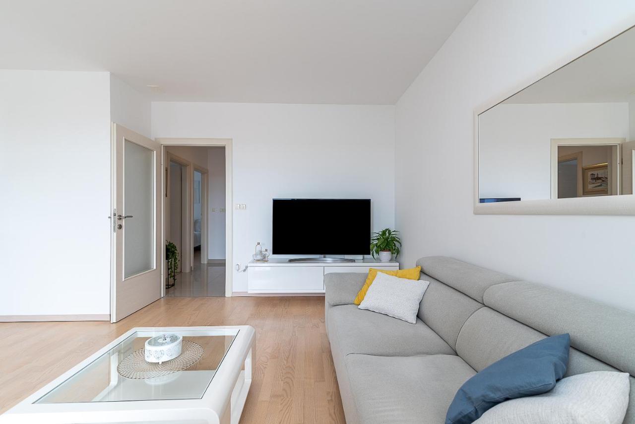 Apartman Marino Trogir Exteriör bild