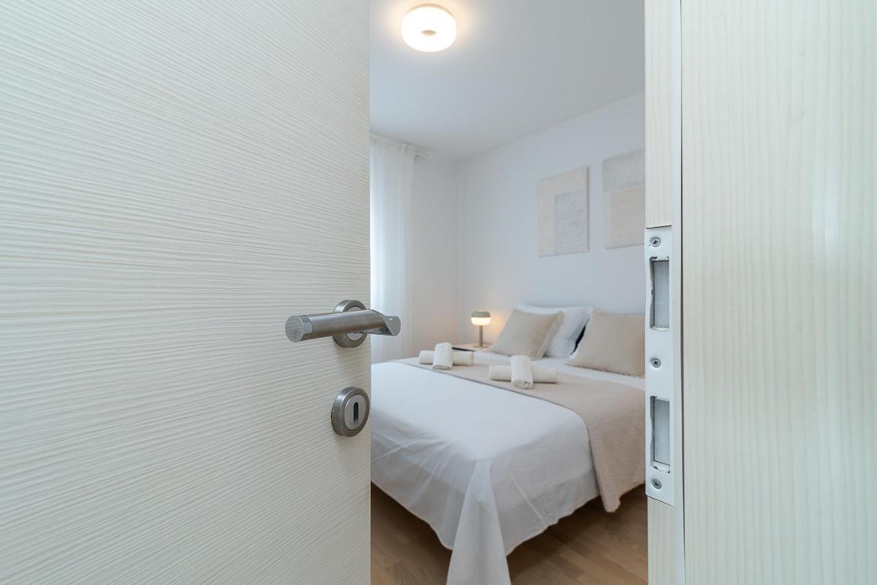 Apartman Marino Trogir Exteriör bild